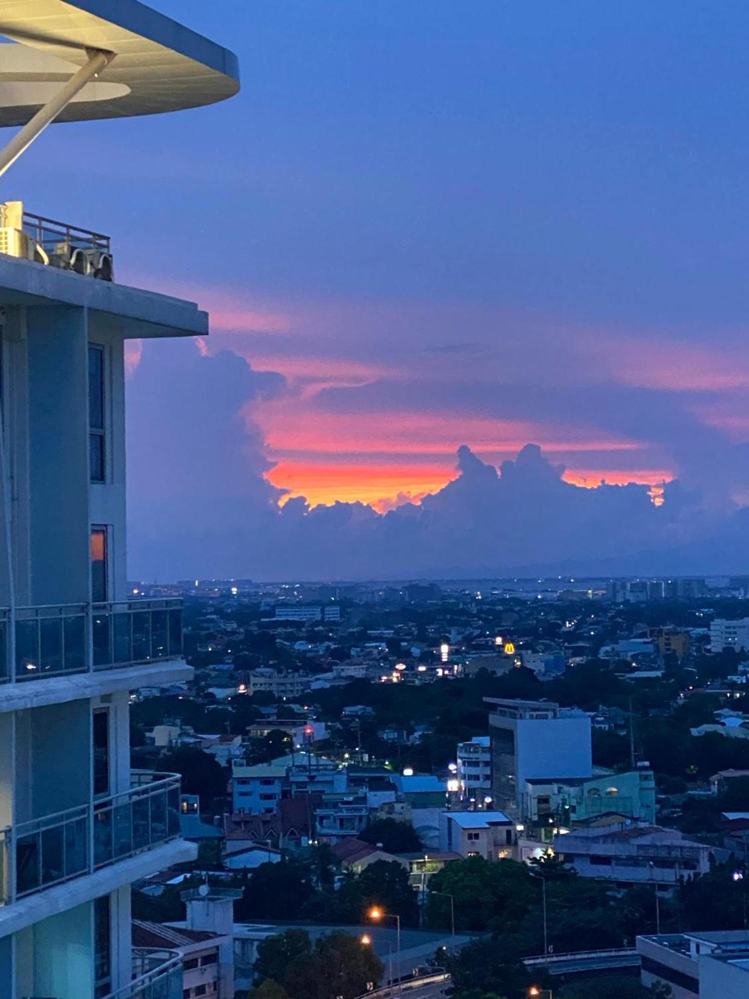 The Bahamas & Maldives Suites At Azure Residences Paranaque 15 Mins Manila Airport T3 Exterior foto