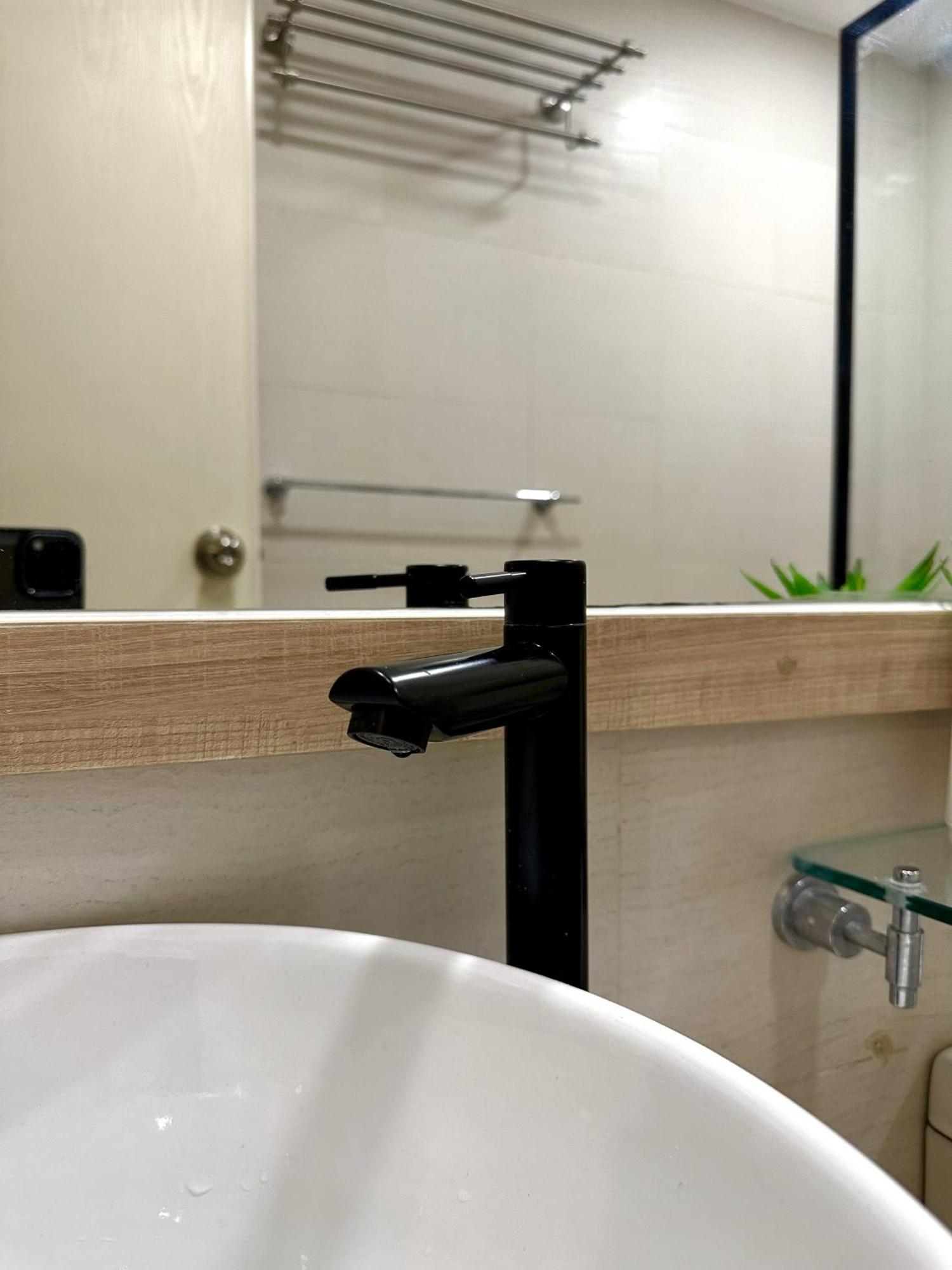 The Bahamas & Maldives Suites At Azure Residences Paranaque 15 Mins Manila Airport T3 Exterior foto